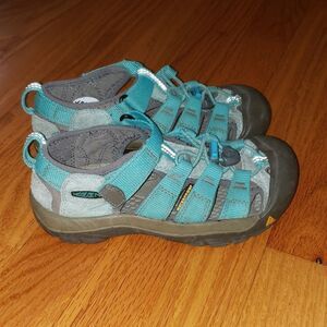 Keen Teal sandals 